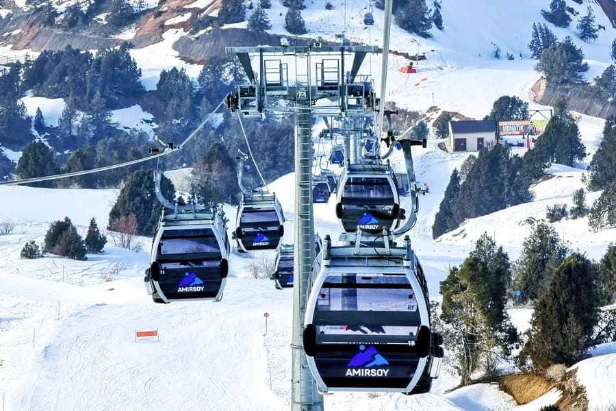 Winter in Uzbekistan: Skiing & Mountain Adventures 2026