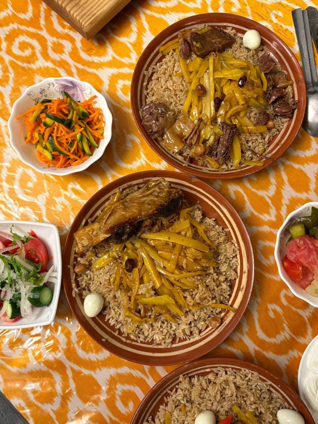 Bukhara: Monuments, Madrasahs & Market Streets Walking Tour - Image 4