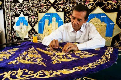 Bukhara: Gold Zardozlik Embroidery Workshop and Exploration